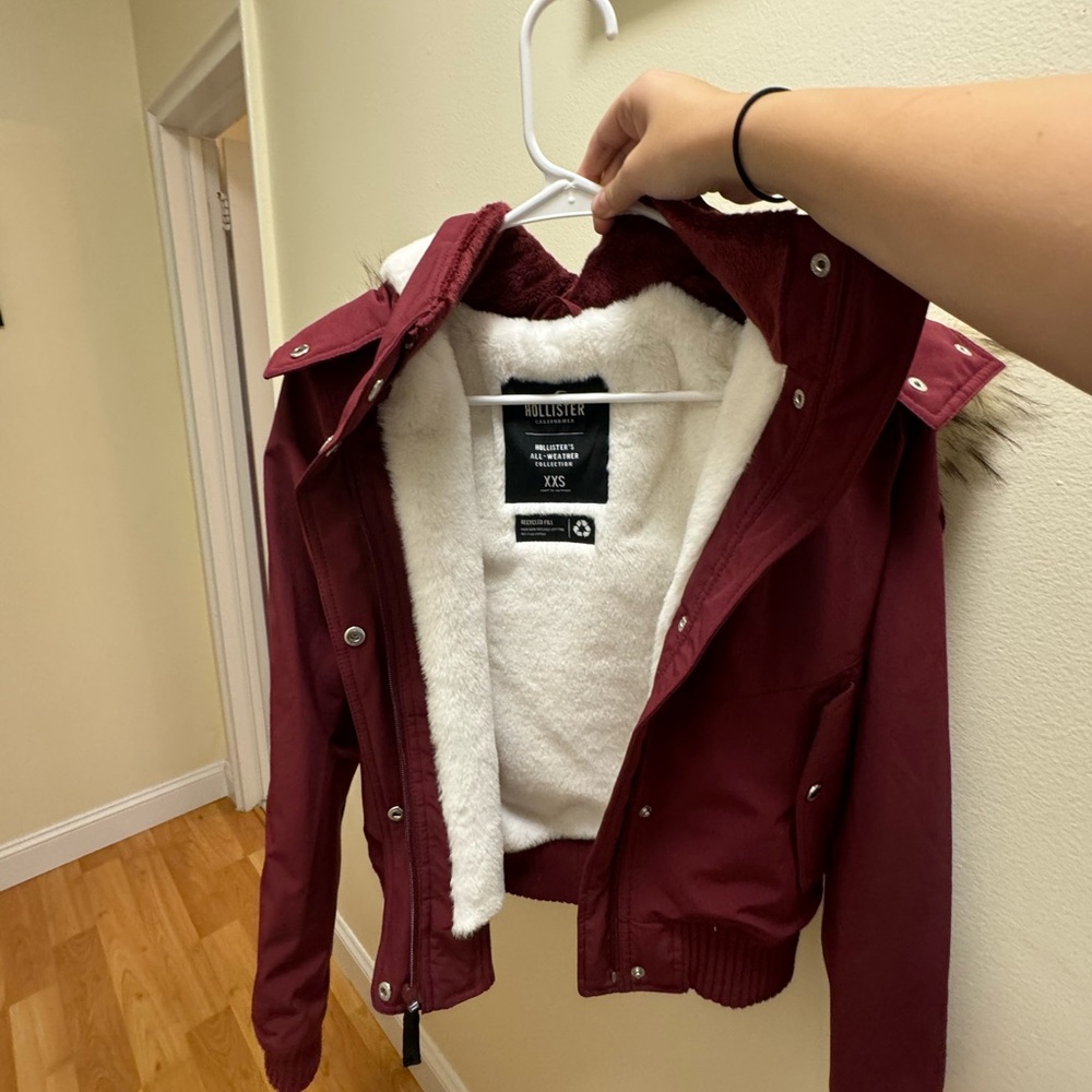 Hollister burgundy jacket size XXS white fur